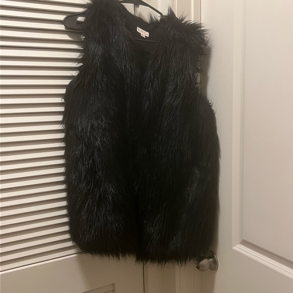 Merona Black Faux Fur Vest